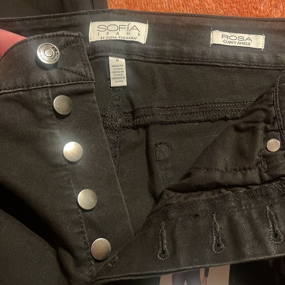 Sofia Jeans NWT Black High Rise Ankle size 8 NEW button fly distressed JEANS - Picture 9 of 10